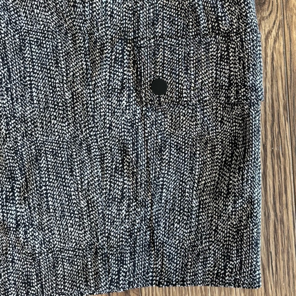 NWT Athleta Women's Delancey Cargo Skirt In Gray Black Size XL - Picture 3 of 8